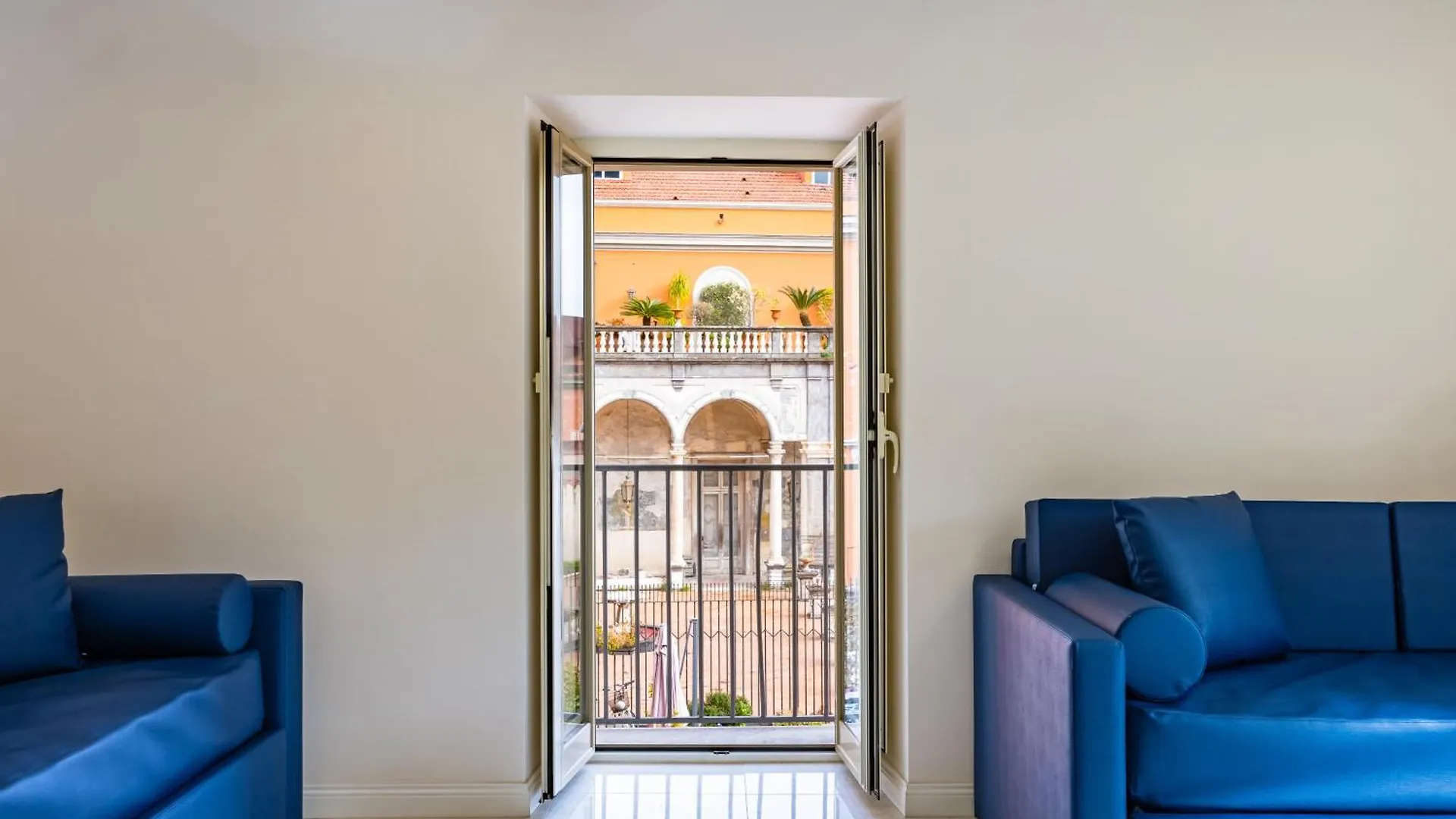 Palazzo Maddaloni Sweet Home By Napoliapartments Italy
