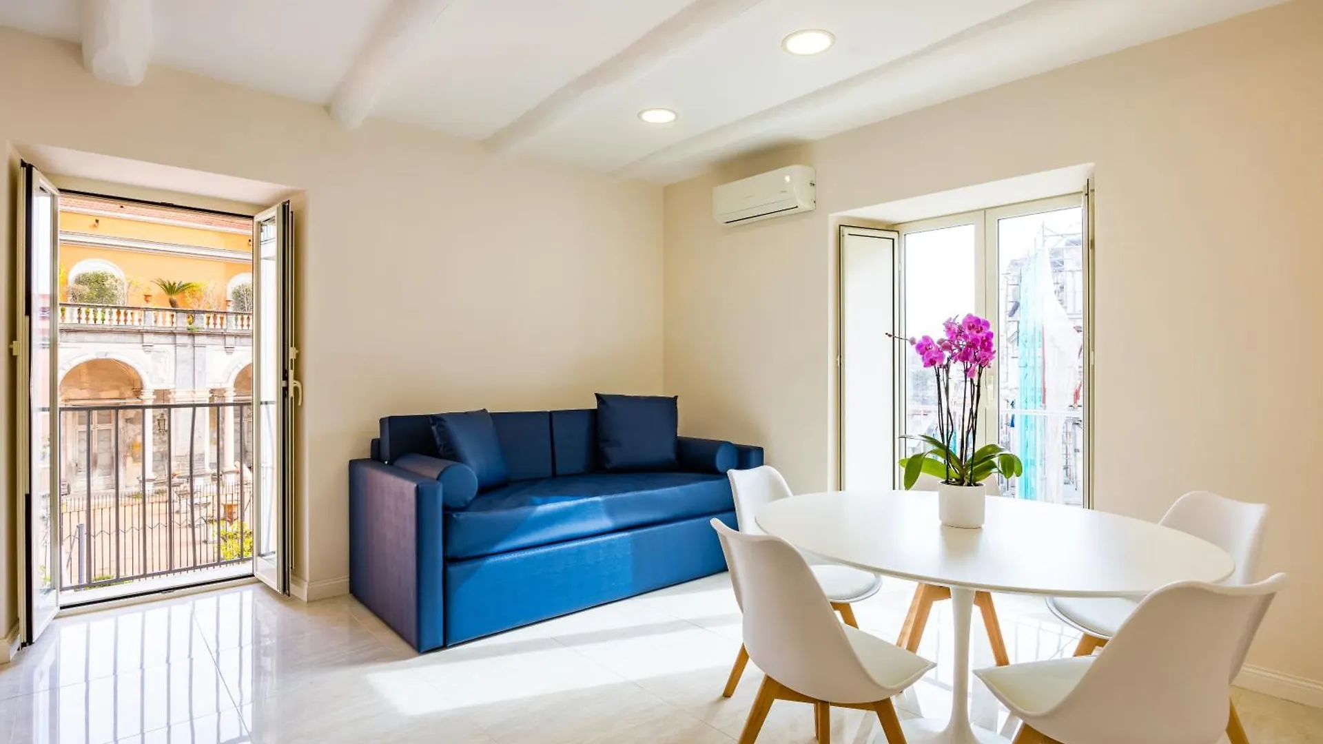 Apartment Palazzo Maddaloni Sweet Home By Napoliapartments