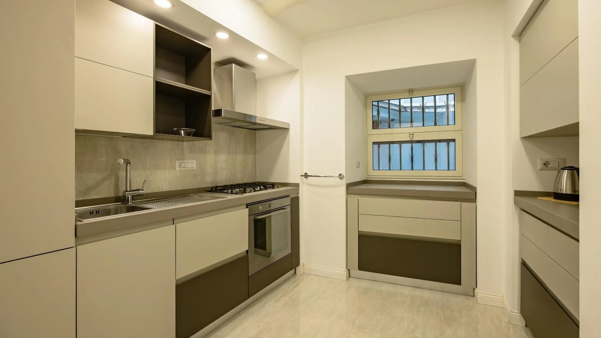 Palazzo Maddaloni Sweet Home By Napoliapartments Apartment