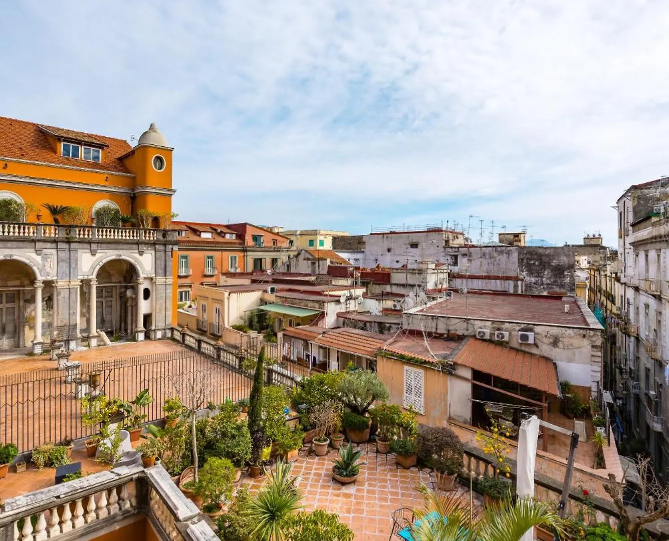 Palazzo Maddaloni Sweet Home By Napoliapartments 0*, Napels Italië