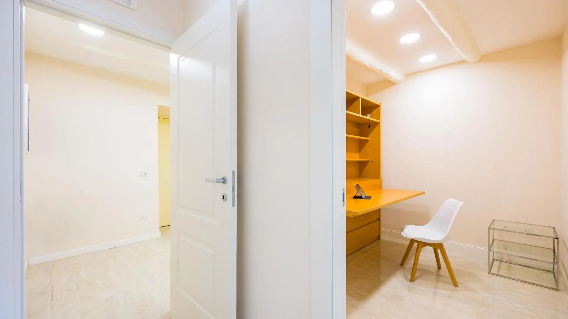 Palazzo Maddaloni Sweet Home By Napoliapartments Neapol
