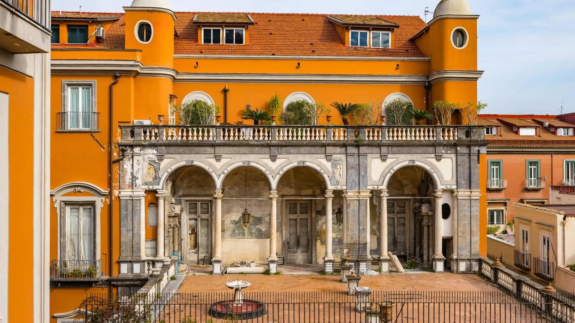 Palazzo Maddaloni Sweet Home By Napoliapartments Neapol